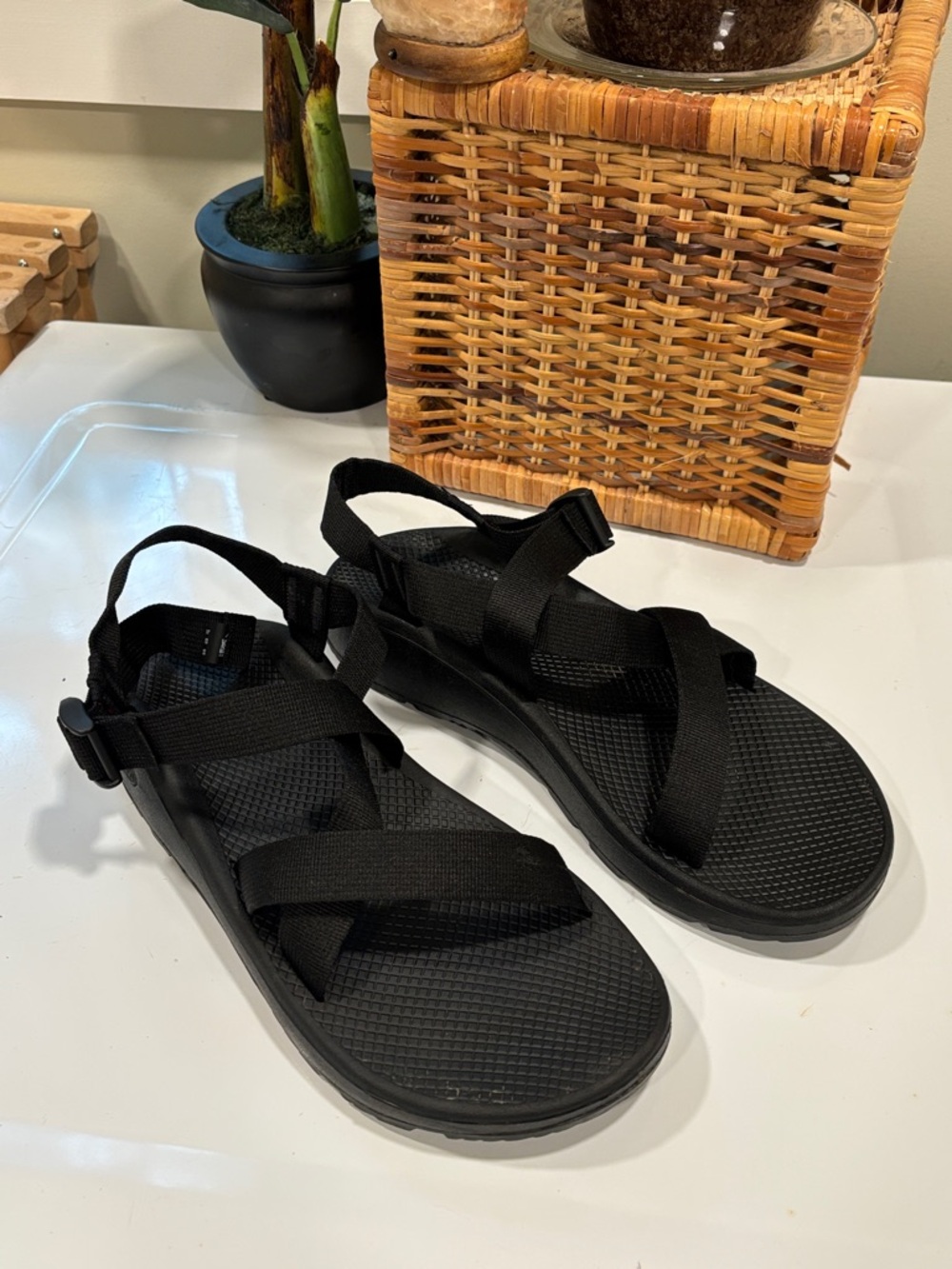 Chaco Men’s Zcloud J106763 Sport Sandals in Solid Black